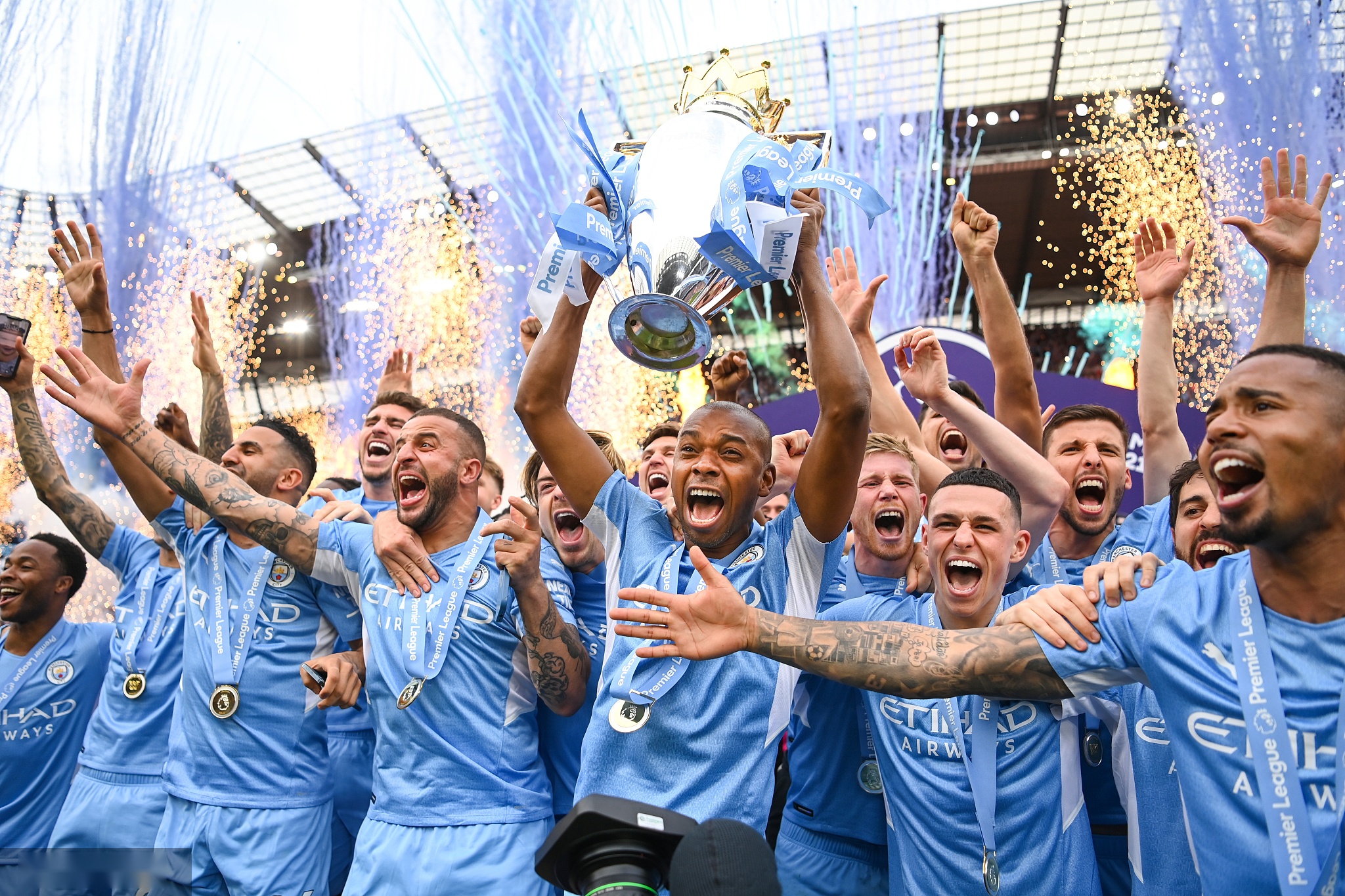 出战欧冠决赛后才上演荷兰国家队首秀，马特森是历史第二人.